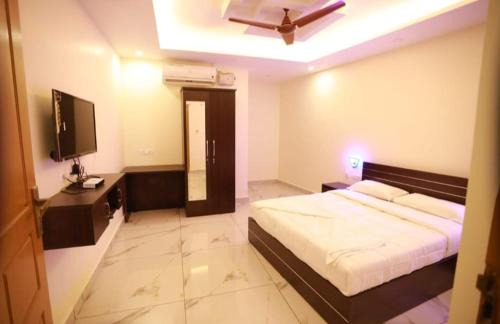 Thodupuzha Hotel | Family-Friendly Getaway at Aman Residency with Great Value