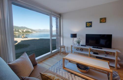 San Carlos de Bariloche Apartment | Exceptional AMANCAY DEL LAGO: Lakefront Apartment Retreat
