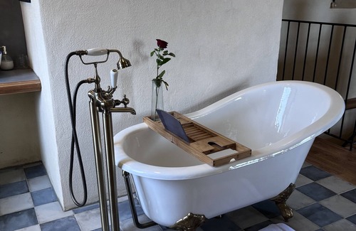 Pino Bed & Breakfast | Discover Amandulina: Historic Room in Genoese Tower