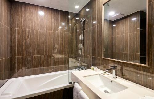 Seogyo-dong Hotel | Discover Amanti Hotel Seoul: Family-Friendly Oceanfront Escape