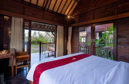 Mendoyo Cabin | Relax at Amanuba Ersadeva Resort with Oceanfront Views