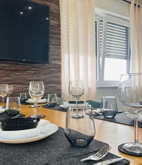 Schwanau Apartment | Amazing AMAO-Obsidian I: 3 Bedrooms & Private Balcony