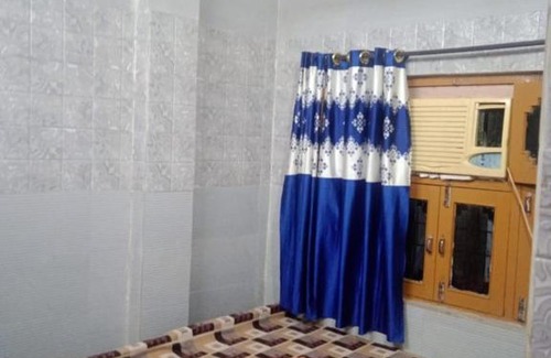 Ajmer House | Cozy Amar Krishna Guest House: Family & Pet Friendly Retreat