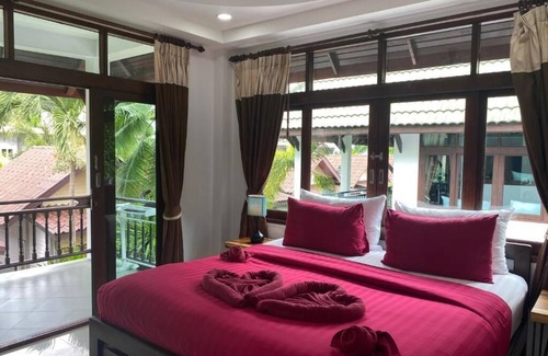 Haad Yao Hotel | Relaxing Stay at Amara Beach Resort with Ocean Views