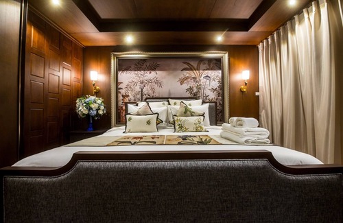 Pak Nam Pran Hotel | Discover Amara Villa Khao Ka Lok with Pool & Ocean Views
