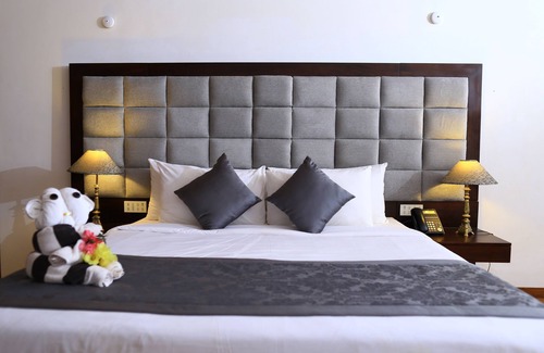 Trincomalee Resort | Relax at Amaranthe Bay - 4-Star Hotel with Pool & Spa