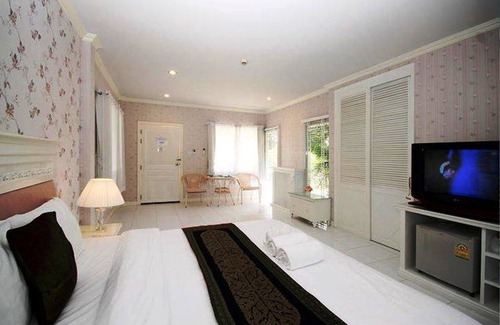 Chiang Rai Hotel | Discover Amarin Resort Chiang Rai: Pool, Spa & Family Fun