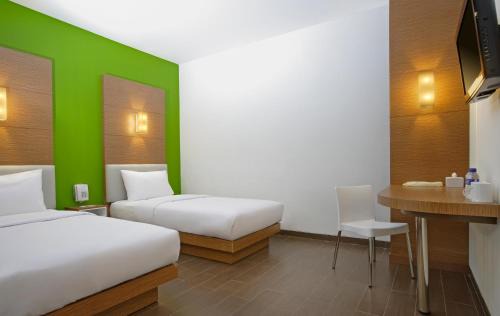 North Cirebon Hotel | Budget-Friendly Amaris Hotel Cirebon with Family Amenities