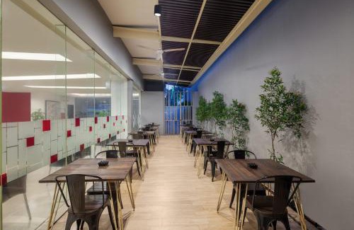 Mampang Prapatan Hotel | Budget-Friendly Stay at Amaris Hotel Pancoran with Breakfast