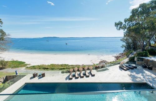 Nelson Bay Resort | Unforgettable Stay at Amarna Beach Resort - 5-Star Rated