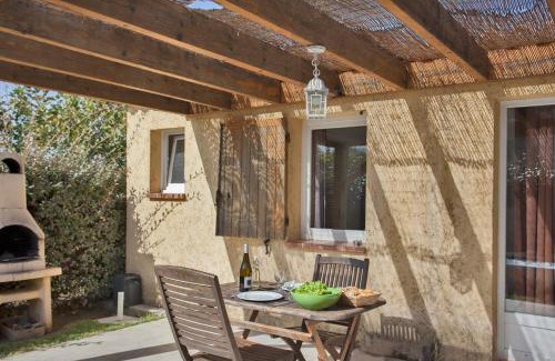 Calvi Villa | Cozy Retreat for Two in Calvi with Pool & Garden
