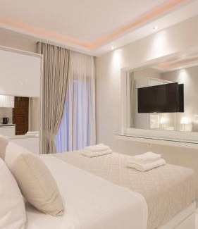 Nei Pori House | Top-Rated Amaryllis Rooms - Family-Friendly Getaway