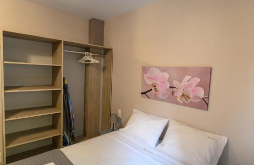 Alexandroupoli Apartment | Cozy Amaryllis Maison Emporiou with Breakfast Included