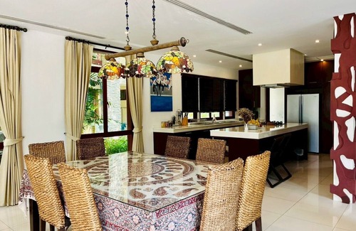 Sai Thai Villa | Stunning Amatapura Beach Villa 12 with Ocean View & Spa