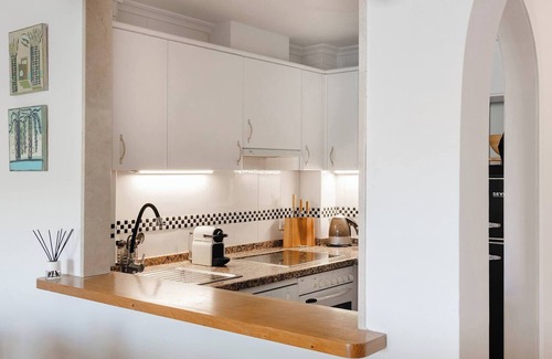 Aduanas Apartment | Highly Rated Apartment Amati with Pool and Spa Amenities