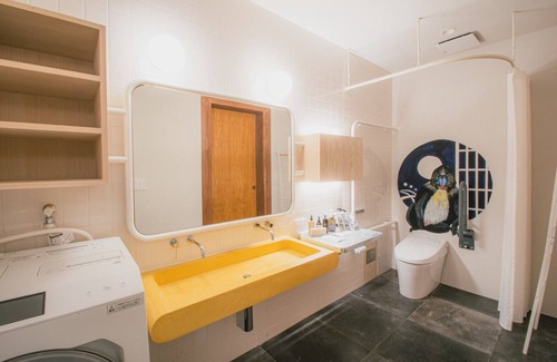 Himi House | AMAZA Hotel: Family-Friendly Stay with Delicious Dining