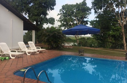 Nova Crixas House | Beautiful Chalets by the Araguaia with Pool & Pet-Friendly