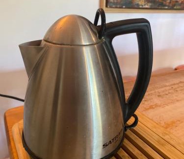 Charneca Hostel | Inviting Amazigh Guincho Hostel & Suites with Kitchen Access