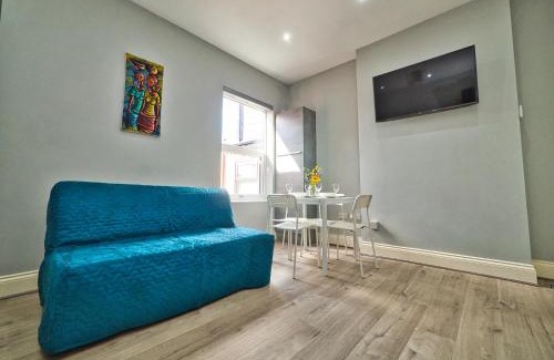King's Heath Apartment | Cozy 1-Bed Flat in A Lovely Neighborhood - Guest Rated 8.9