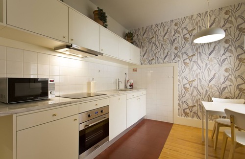 Centro / Baixa Apartment | Stunning 2 Bedroom Apartment with River Views in City Center