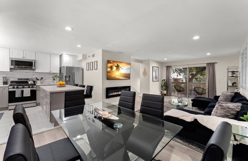 Whittier House | Inviting 2-Bedroom Retreat with Patio in Whittier