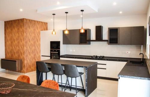 Għadira Apartment | Child-Friendly Retreat: Cozy New2bed in Mellieha