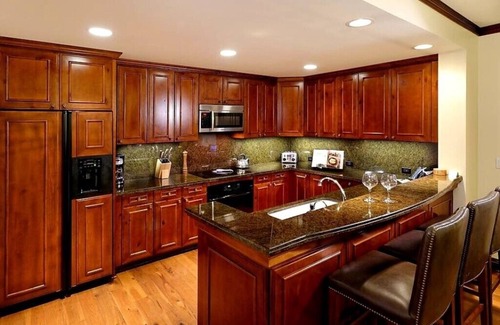 Aspen Resort | Inviting 2BR Condo with Pool and Spa in Aspen Awaits!