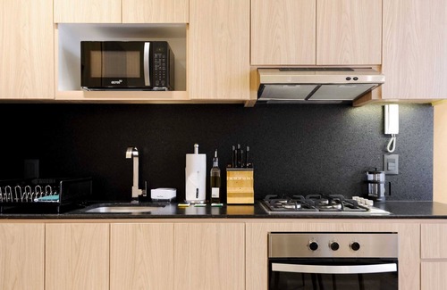 Santa Maria la Ribera Apartment | Welcoming 2BR Retreat in Cuauhtemoc with Kitchen Access