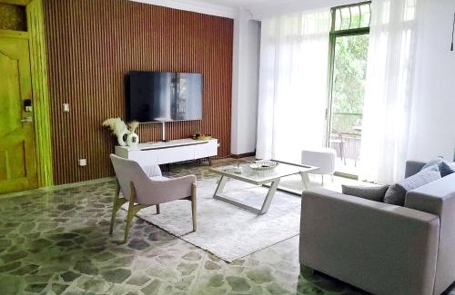 Alejandria Apartment | Inviting 3 Bedroom Apartment in El Poblado for Families