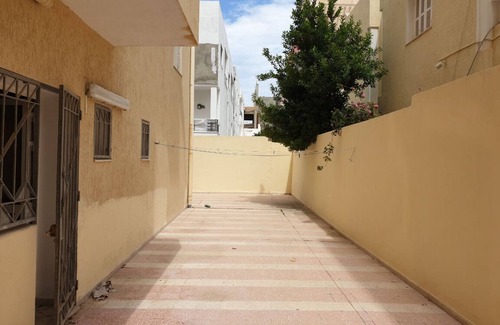 Sousse - Monastir Apartment | Prime 3-Bedroom Flat Just Steps from Sousse's Best Beach