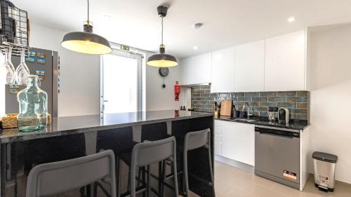 Lumiar Apartment | Family-Friendly 3BDR Duplex in Lisbon - Perfect for Your Stay