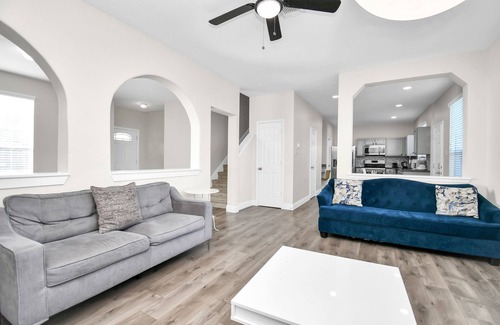 Cypress House | Inviting 4-BR Oasis with Pool and Ocean View Retreat