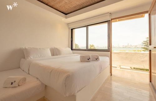 Castillogrande House | Sea-View 4BR Villa: Guest Rated Perfect at 10/10
