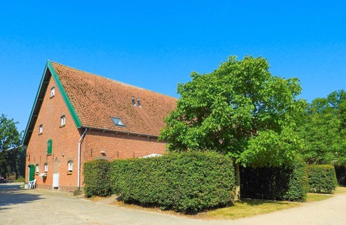 Grijpskerke House | Fun Holiday Home for 6-7 in Central Grijpskerke