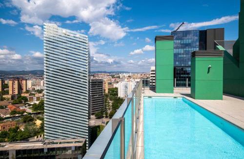 El Port Apartment | Top-Rated Apartment in Fira Barcelona with Pool Access