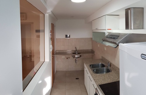 Vicente Lopez Apartment | Scenic River View Apartment with Pool and Spa Amenities