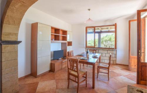 Sa Rocca Tunda Apartment | Cozy Apartment in San Vero Milis with Family-Friendly Kitchen