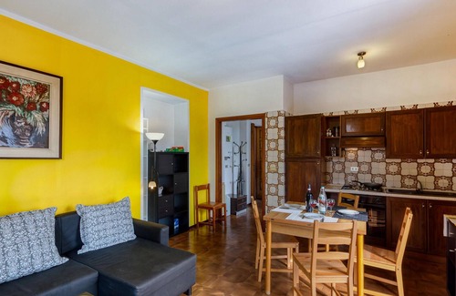 Suna Apartment | Relaxing 2-Bedroom Retreat with Pool and Lake View