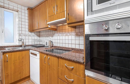 Coveta Fuma Apartment | Experience a Delightful Seaside Getaway with Top Amenities