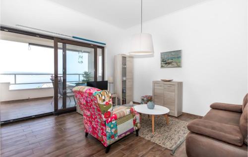 Dramalj Apartment | Inviting Apartment in Dramalj with Sea View & Hot Tub