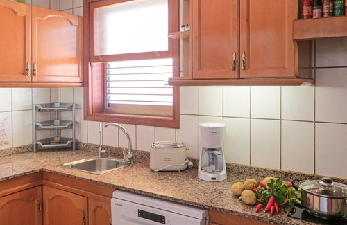 Torrevieja Apartment | Comfortable 2 Bedroom Stay in Torrevieja with Ocean Views