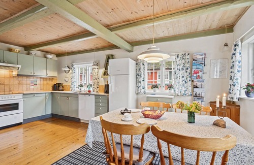 Faaborg Apartment | Family-Friendly Oceanfront Apartment for Your Beach Getaway