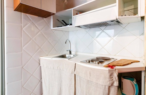 Sant' Ambrogio Apartment | Romantic Getaway for Couples in Beautiful Tuscany Capital