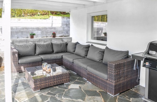 Fjell Apartment | Bright Apartment Near the Sea with Pet-Friendly Amenities