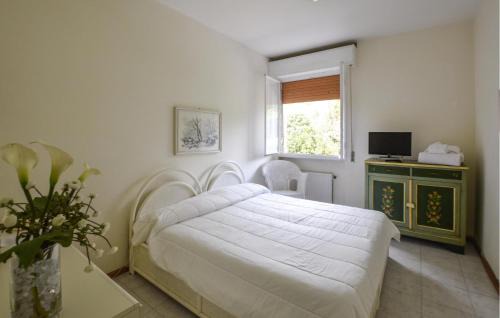 Moneglia Apartment | Cozy Apartment in Moneglia with Wifi and Pet-Friendly Options