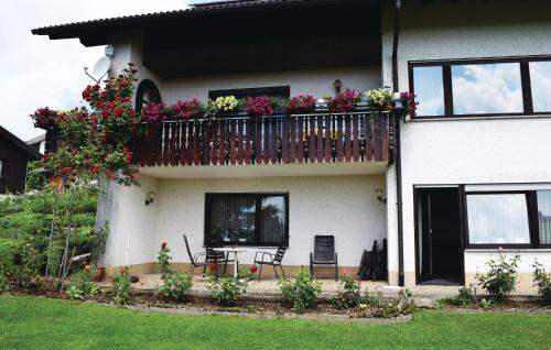 Rickenbach Apartment | Cozy Apartment in Rickenbach with Free Wifi for Families