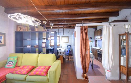 Borghesiana Apartment | Amazing Apartment In Roma With Wifi