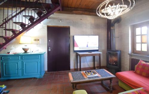 Borghesiana Apartment | Amazing Apartment In Roma With Wifi