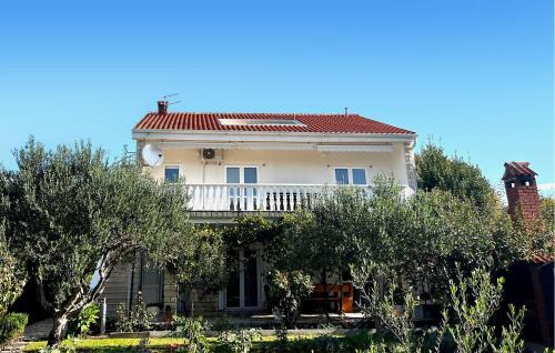 Vlasici Apartment | Top-Rated Apartment in Vlasici with Wi-Fi & Family-Friendly