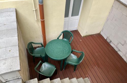 Smichov Apartment | Family-Friendly Getaway at Amazing Apartment Zborovska